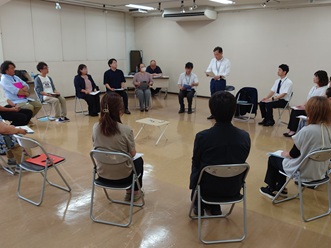 懇談会の様子