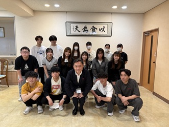 懇談会の様子