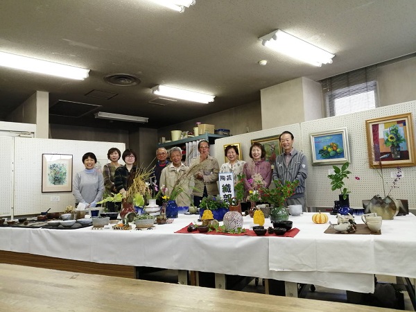 写真：陶芸織部会　活動の様子