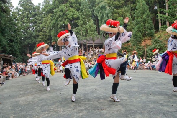 写真：黒川参差踊連中　活動の様子