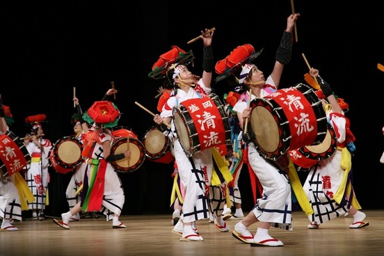 写真：さんさ踊り清流